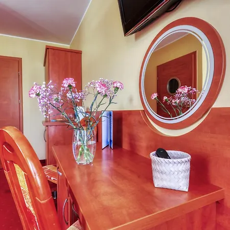 Chomiczówka Bed and breakfast 3*