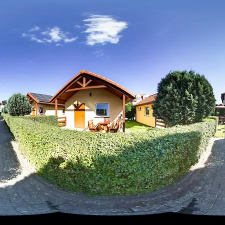 Bed & Breakfast Chomiczowka *