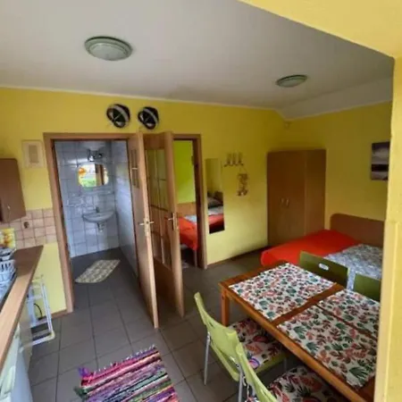 Chomiczowka Bed & Breakfast *