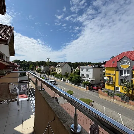 Chomiczowka Bed and Breakfast 3*