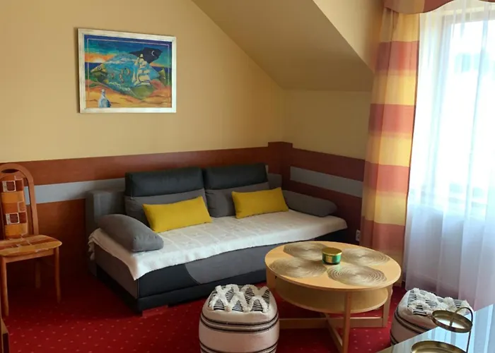 Nocleg ze śniadaniem Chomiczówka 3*