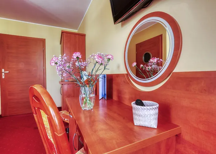 Chomiczówka Nocleg ze śniadaniem 3*